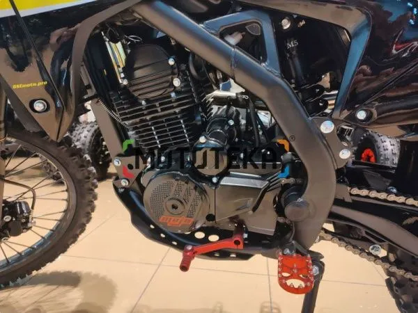 Мотоцикл кроссовый / эндуро BSE (БСЕ) Z9 Yellow Metallic S (ZS175 FMM-5) | Мототека