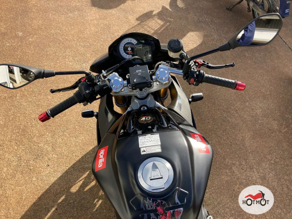 Мотоцикл APRILIA Tuono V4 2011, Черный, пробег 11543 | Мототека