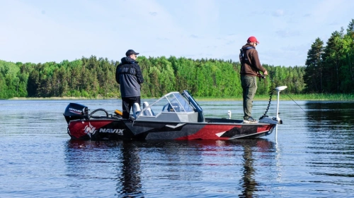 Лодка ПНД Navix (Навикс) C43 2 консоли фото 3 Лодка ПНД Navix (Навикс) C43 2 консоли фото 3