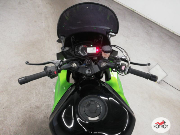 Мотоцикл KAWASAKI Z 1000SX 2011, Зеленый пробег 38630 | Мототека