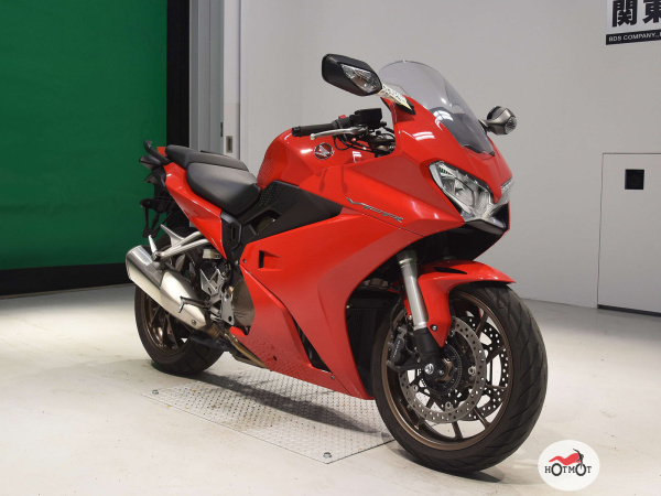 Мотоцикл HONDA VFR 800 2017, Красный пробег 33913 | Мототека