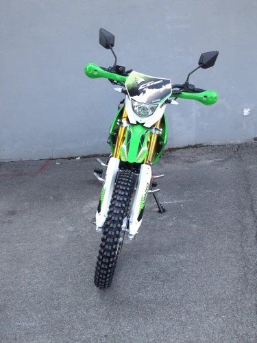 Мотоцикл кроссовый / эндуро Vento (Венто) VMC Enduro CG300/ GREEN с ЭПТС фото 2 Мотоцикл кроссовый / эндуро Vento (Венто) VMC Enduro CG300/ GREEN с ЭПТС фото 2