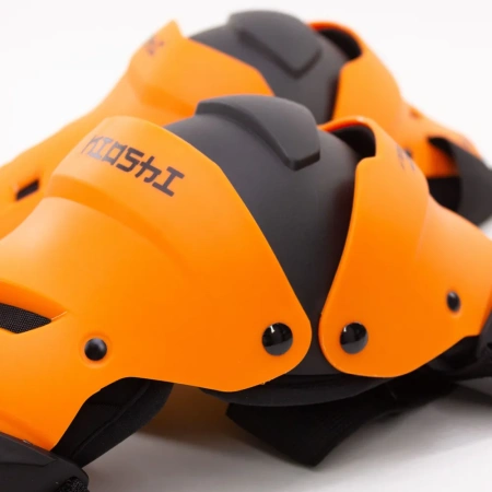 Наколенники Kioshi (Киоши) Dual Axis KN11 Оранжевый - купить с доставкой, по выгодной цене в интернет-магазине Мототека